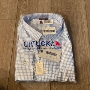 UNTUCKit longsleeve button up
